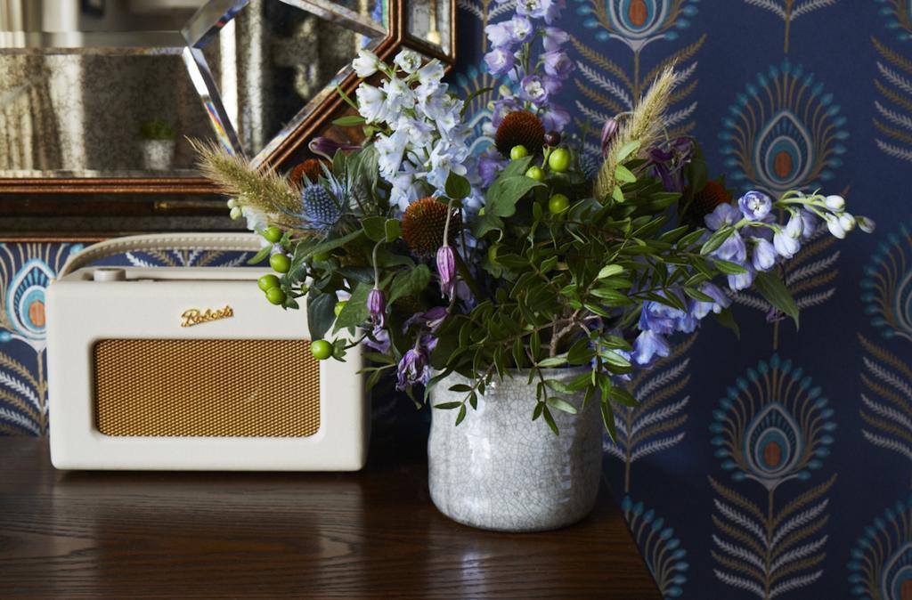 The Roseate Edinburgh - Small Luxury Hotels Of The World Eksteriør billede A DAB radio